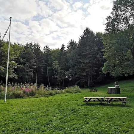 8 Person In * Vestervig